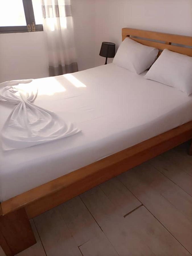 Appartement 2 Chambres Residence Avec Piscine 야운데 외부 사진
